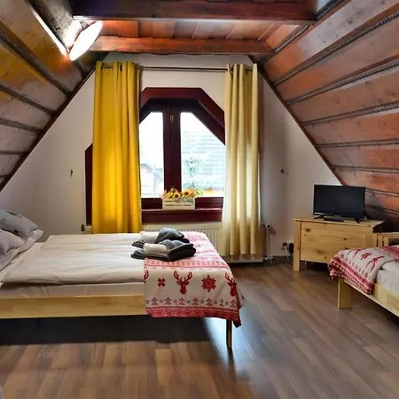 Czarna 3*