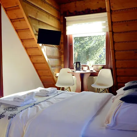 Czarna Lejlighedshotel 3*