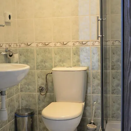Czarna 3* زاكوباني