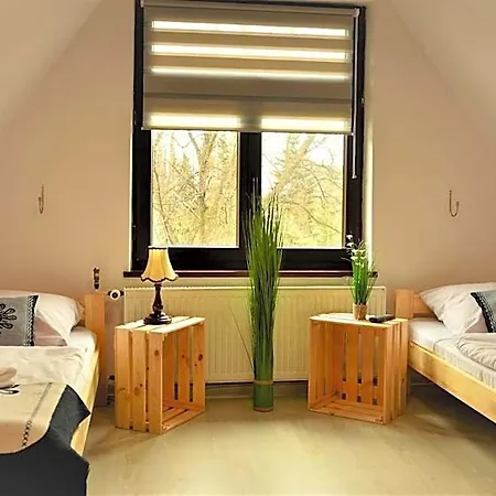 Czarna 3*